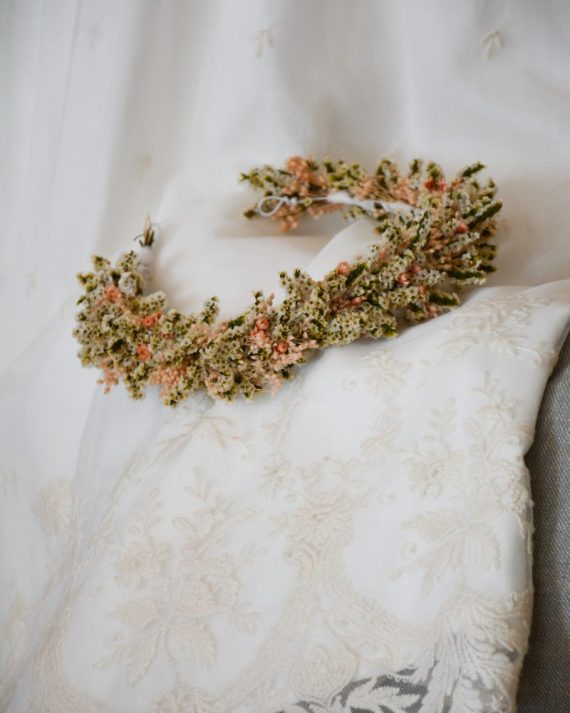 Corona flores novia ariane