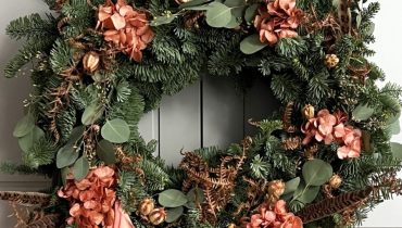 Corona de Navidad con flores preservadas: únicas y sostenibles